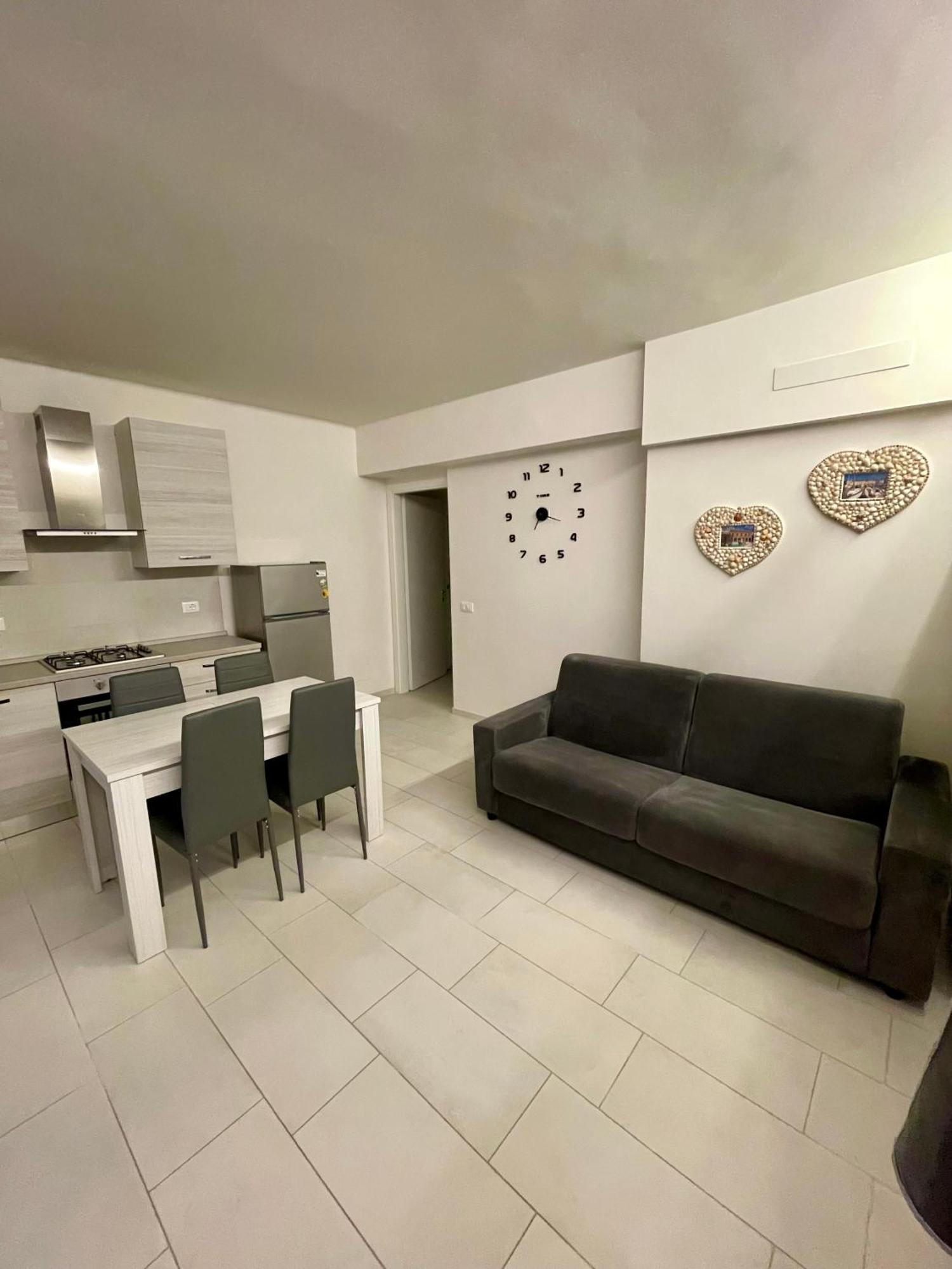 Апартаменты Anita'S House-Abitazione A Pochi Passi Dal Centro Пезаро Экстерьер фото